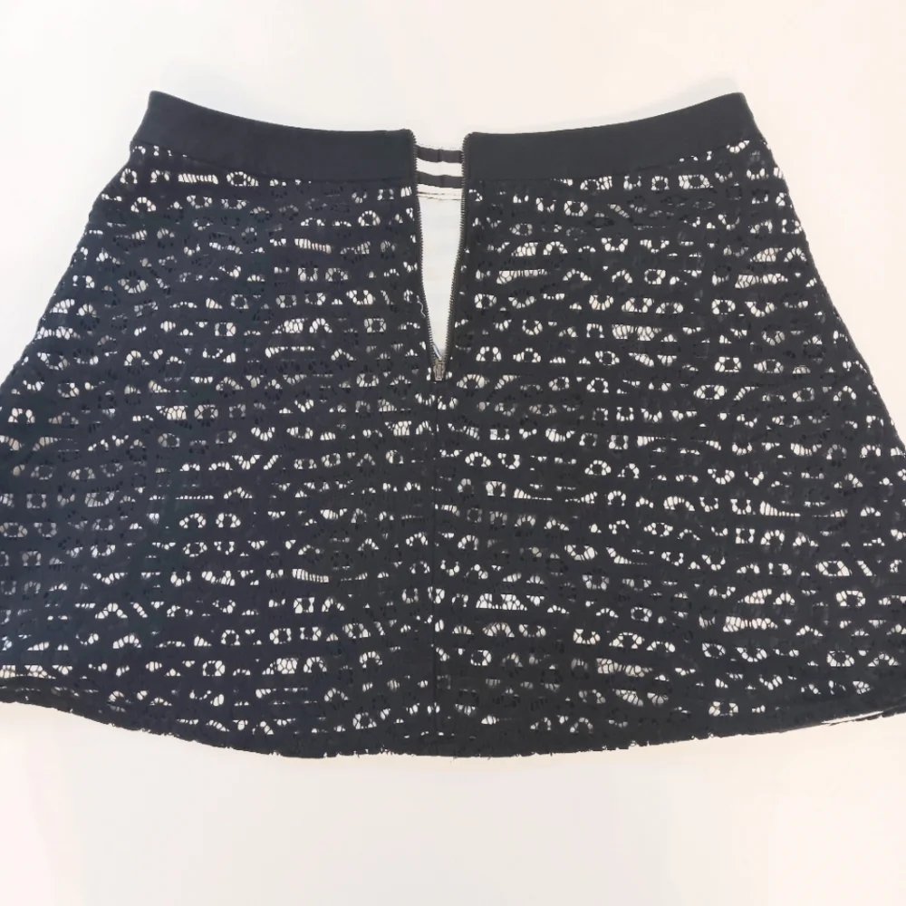 The Limited cotton blend preppy lace & stripe mini skirt. Size 12